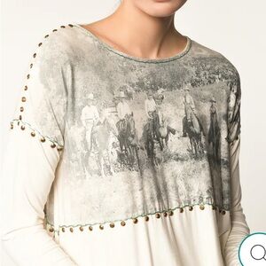 Double D Ranch Cream and Gray Graphic Top